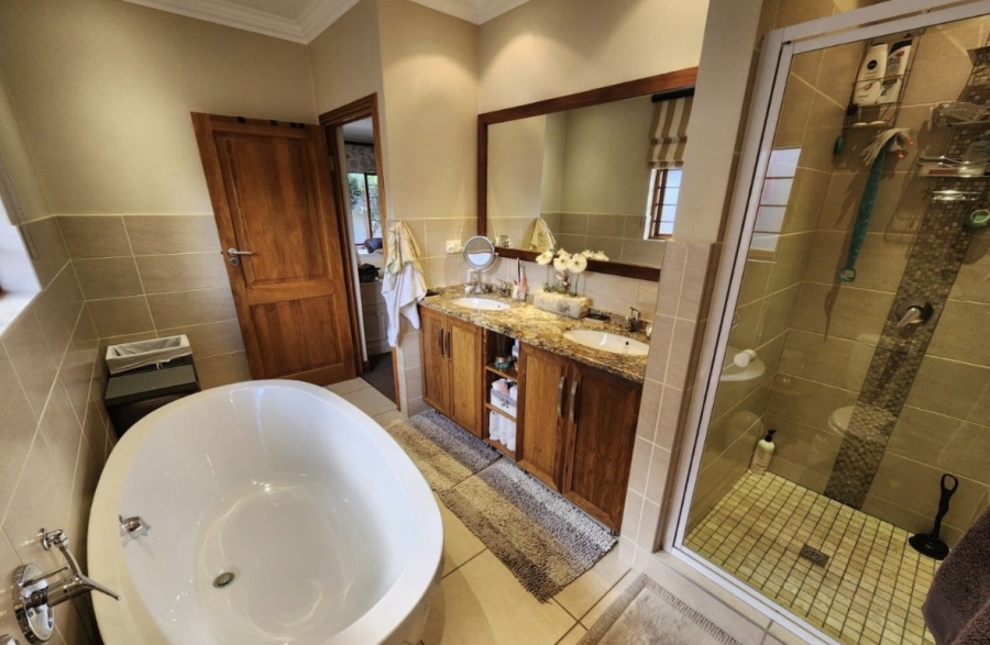 3 Bedroom Property for Sale in Wilkoppies North West